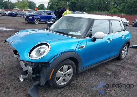 2016 Mini Hardtop Cooper из США, поврежденный, VIN WMWXU1C52G2D10844